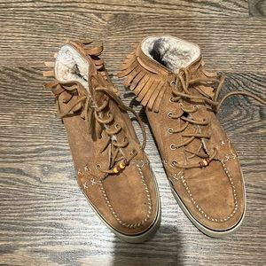 Uggs sneakers size 10